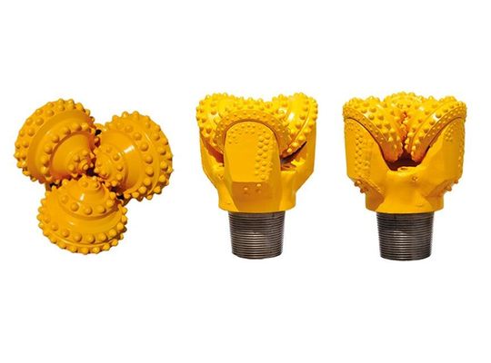 60 vòng / phút TriCone Roller Bits Vòng bi kín nước Giếng khoan IADC 645